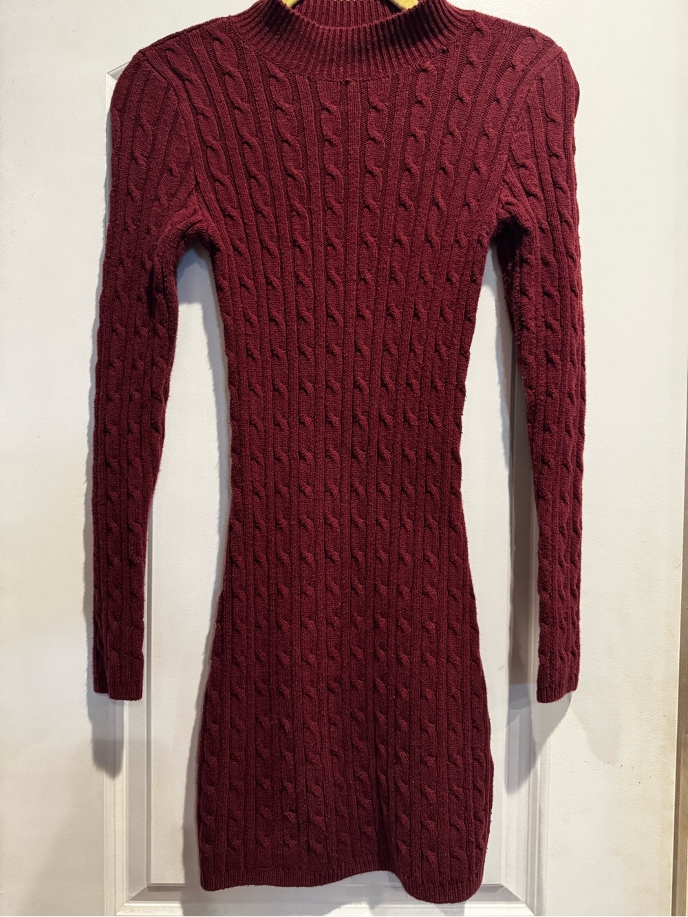 Hollister Burgundy Cable Knit Mock Neck Sweater Dress Size Small